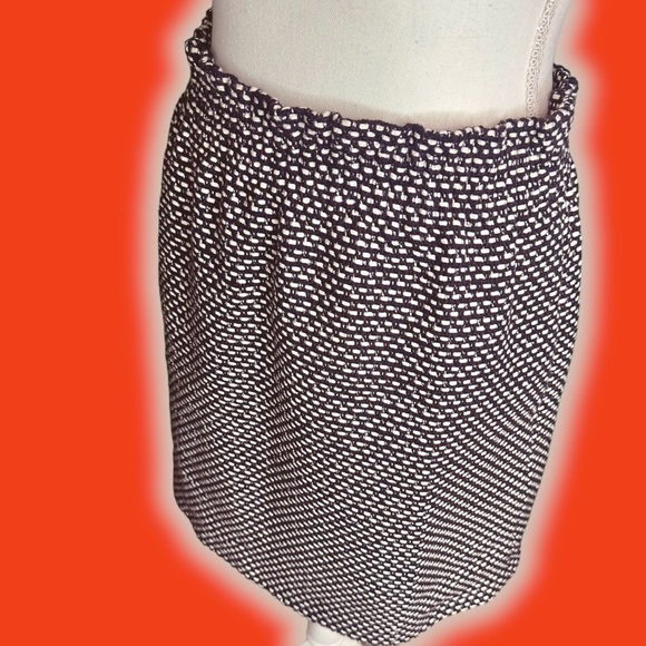 J. Crew Factory ‘Sidewalk Skirt’ in Black & White Printed Jacquard Size 4 - Picture 5 of 11